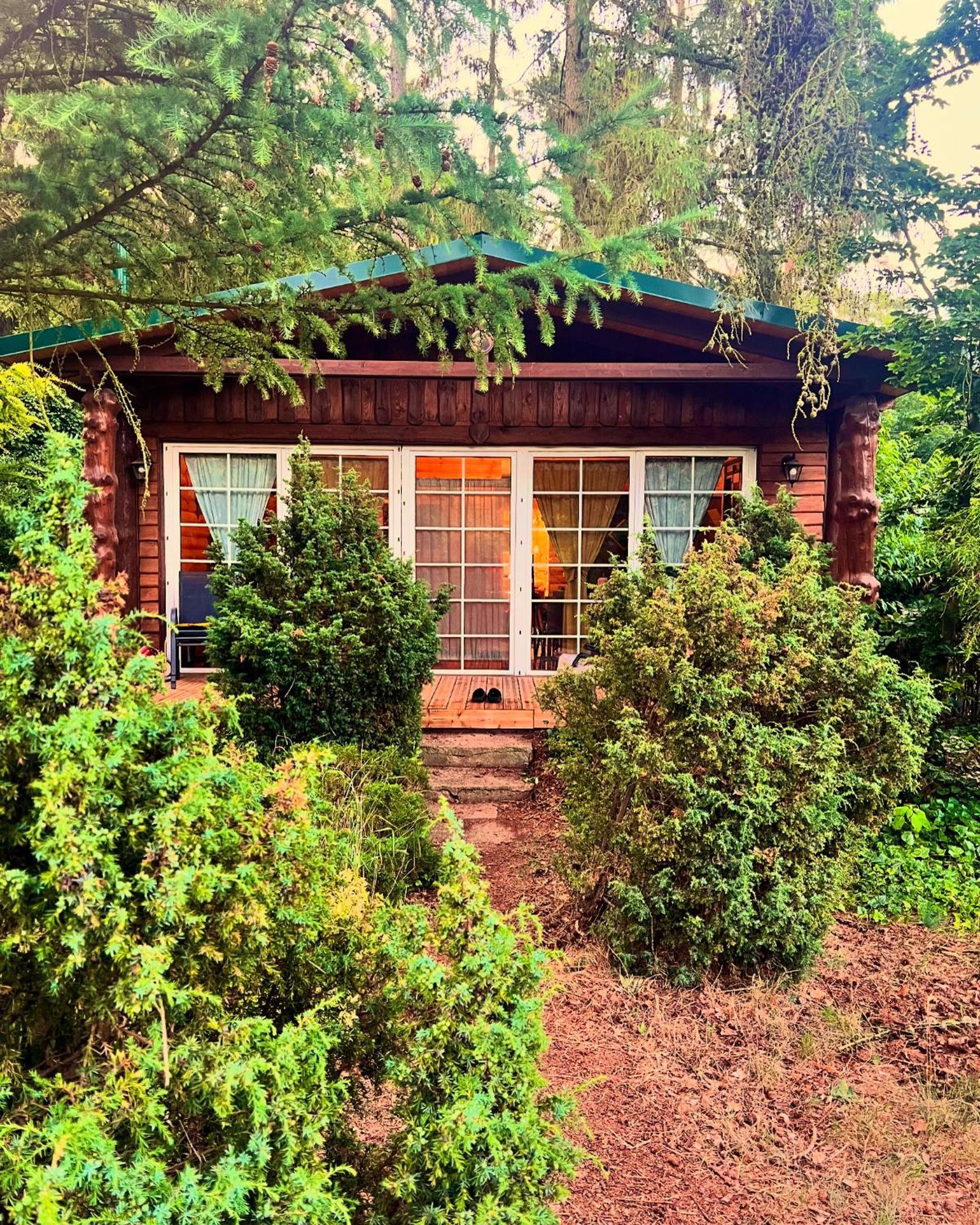 Holzhaus Baerenhoehle Am Wald Und See Neuruppin Exterior foto
