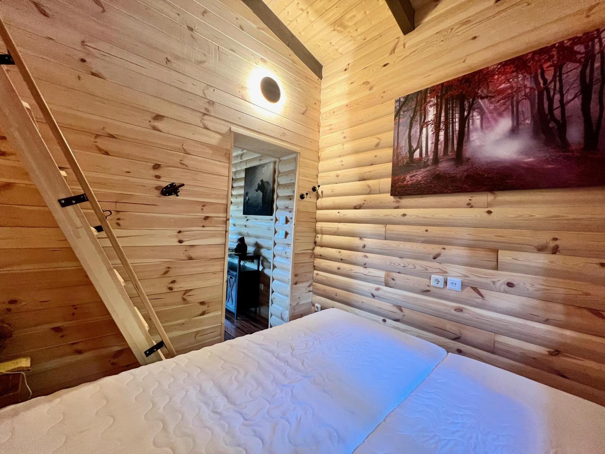 Holzhaus Baerenhoehle Am Wald Und See Neuruppin Exterior foto